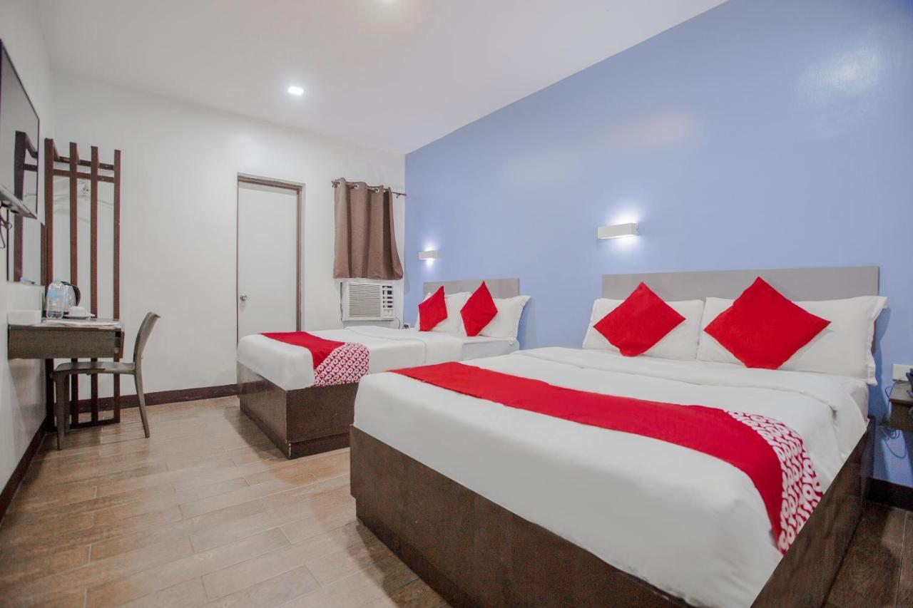 Oyo 637 Fox Hotel 케손시티 외부 사진