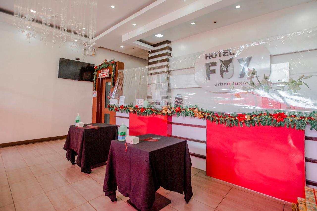 Oyo 637 Fox Hotel 케손시티 외부 사진