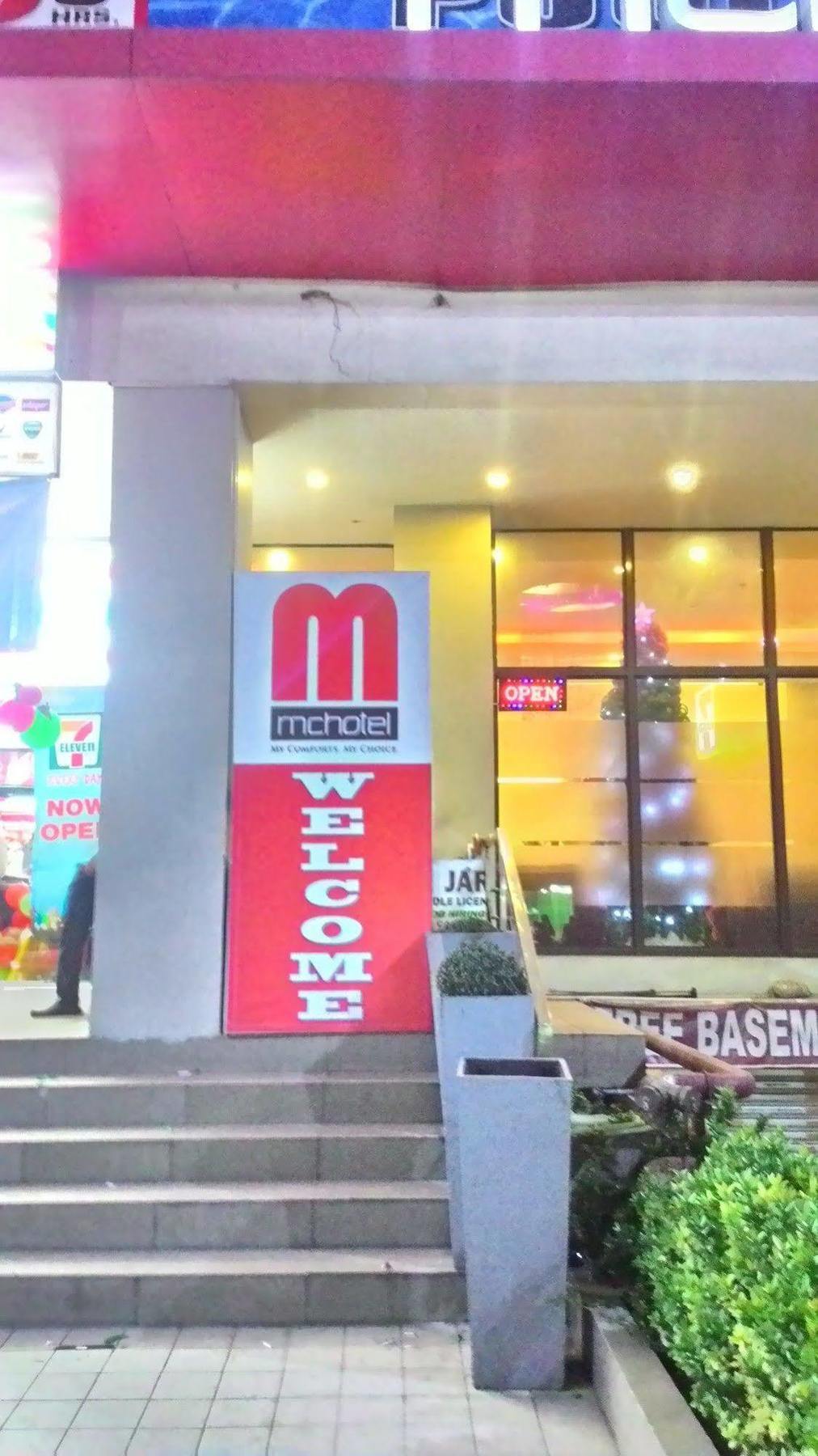 Oyo 637 Fox Hotel 케손시티 외부 사진